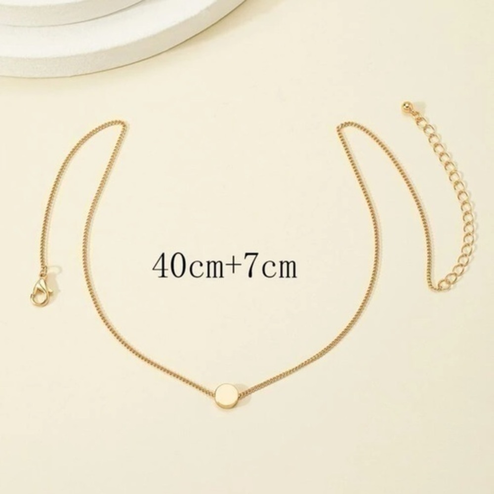 Round Charm Necklace Golden Chain - Picture 7 of 7